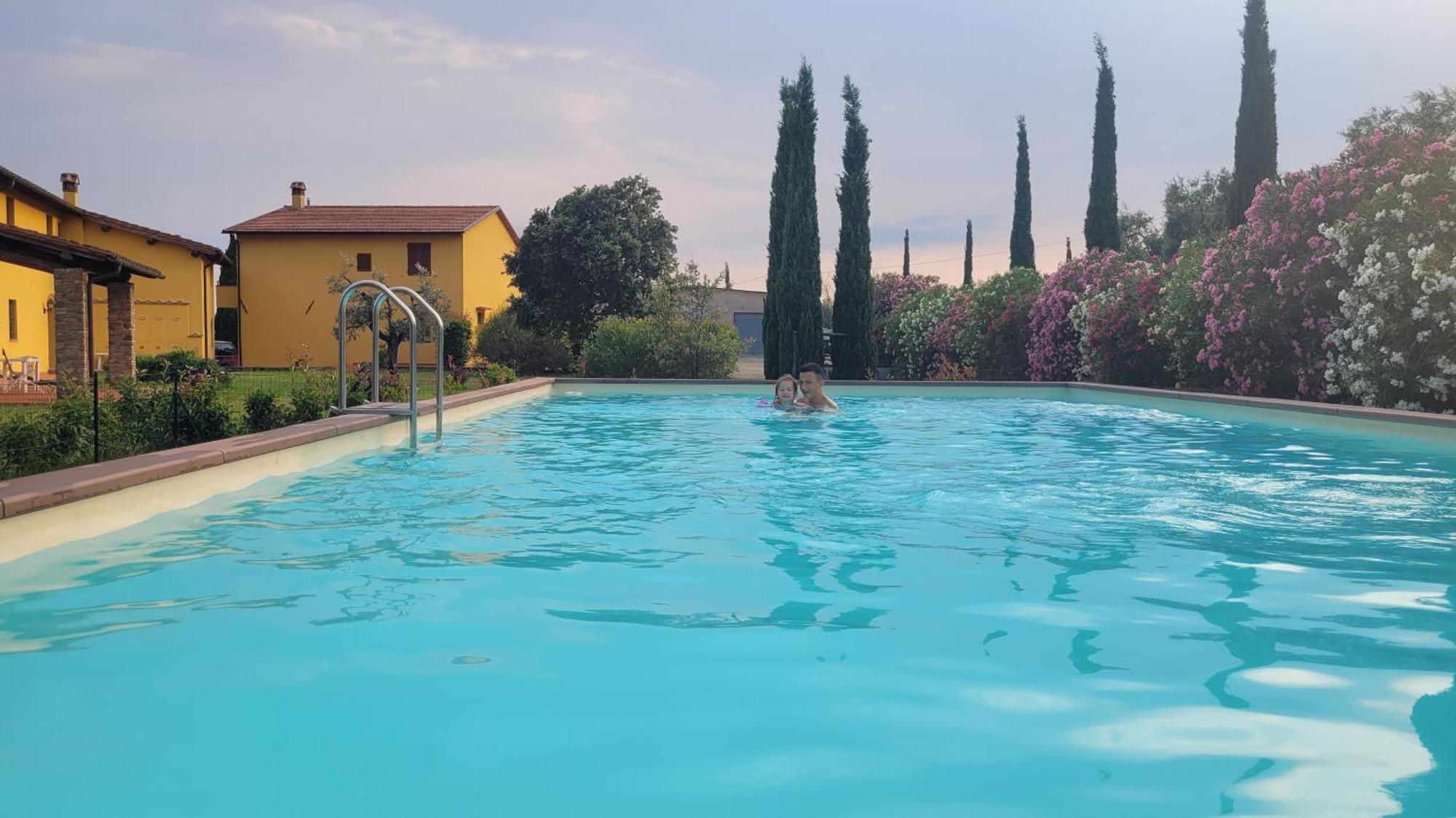 Agriturismo Podere Casalone Limite Exterior foto