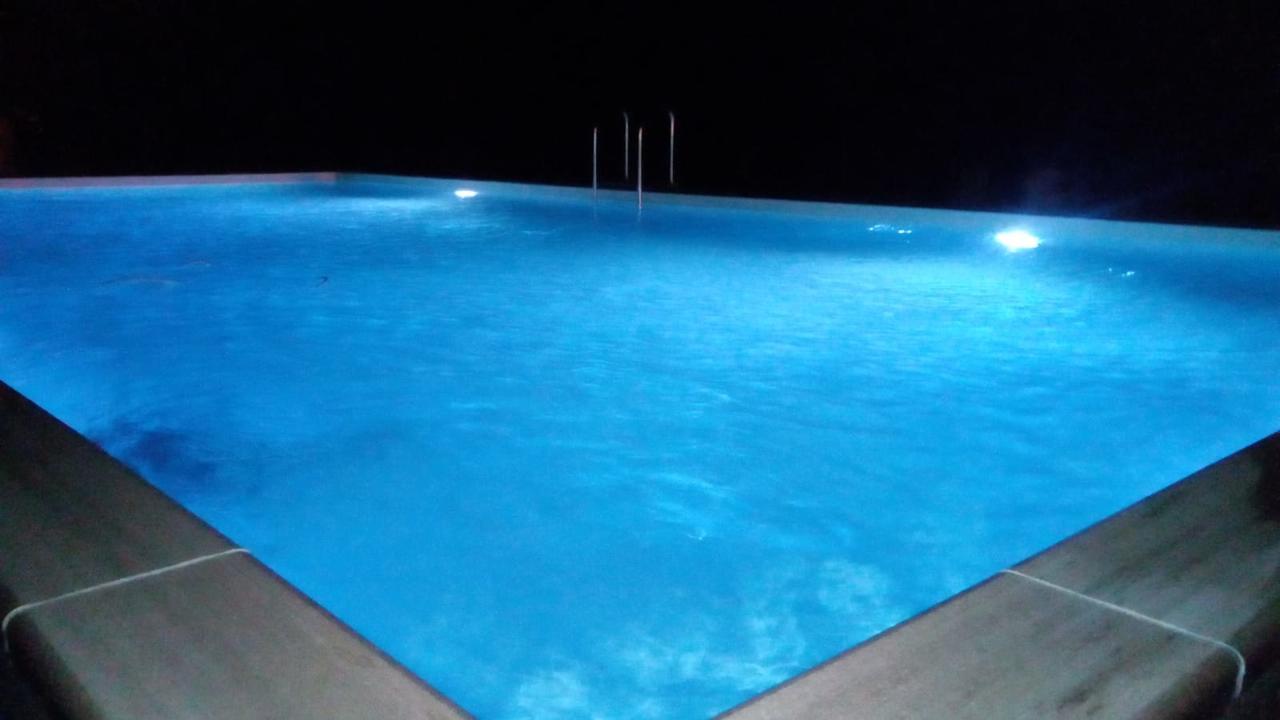Agriturismo Podere Casalone Limite Exterior foto